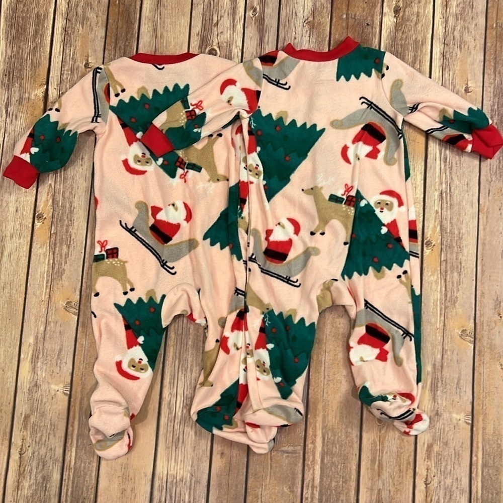 TWIN GIRL BUNDLE 💕 Baby girl fleece Christmas Jammie’s - Picture 2 of 6
